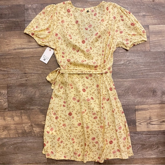 Billabong Sunlit Floral Mini Wrap Dress - Picture 7 of 14